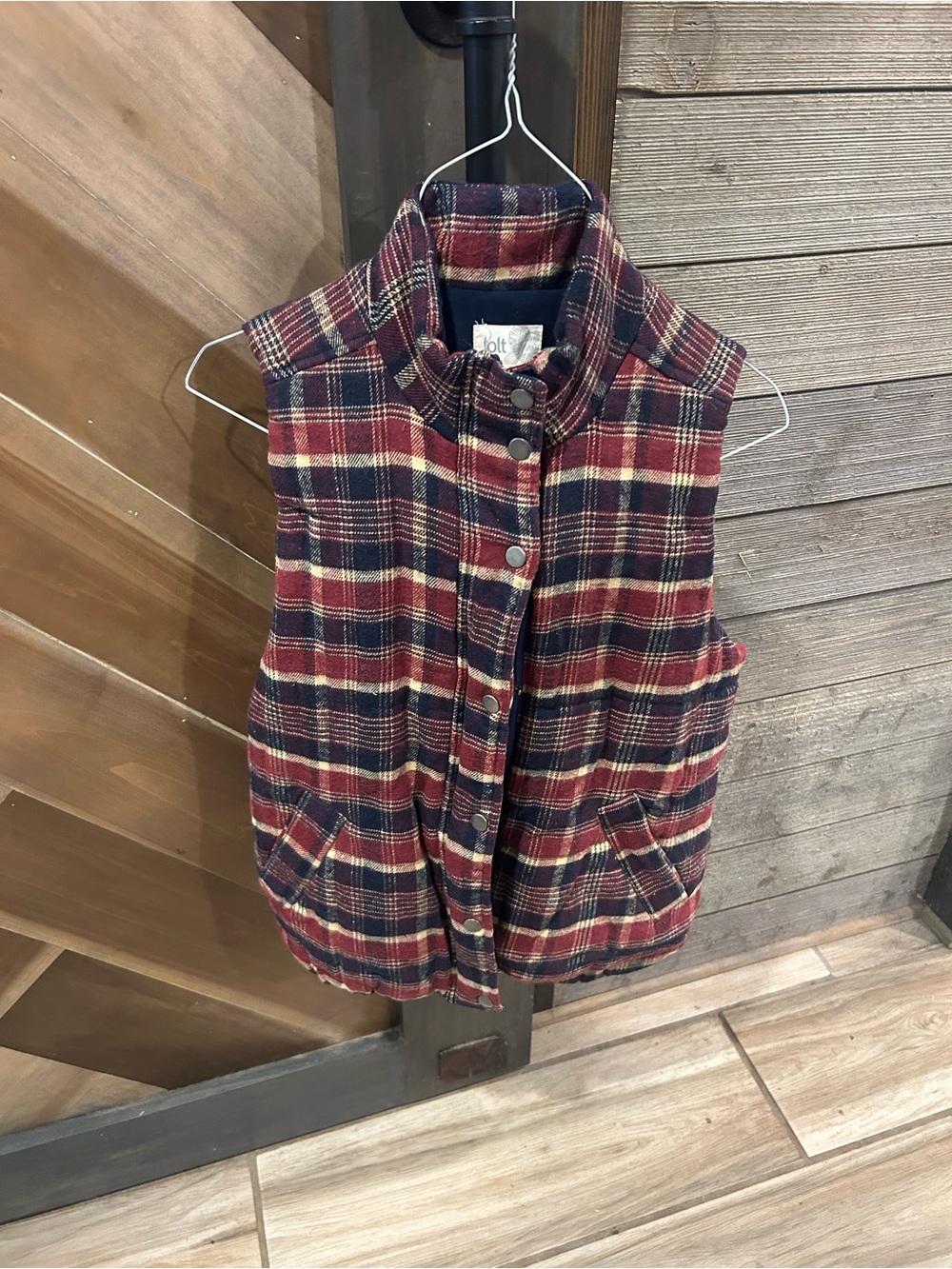 Quilted Plaid Puffer Vest - Red/Navy